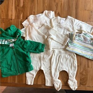 Hanna Andersson baby newborn clothing bundle unisex cream 0-3 month